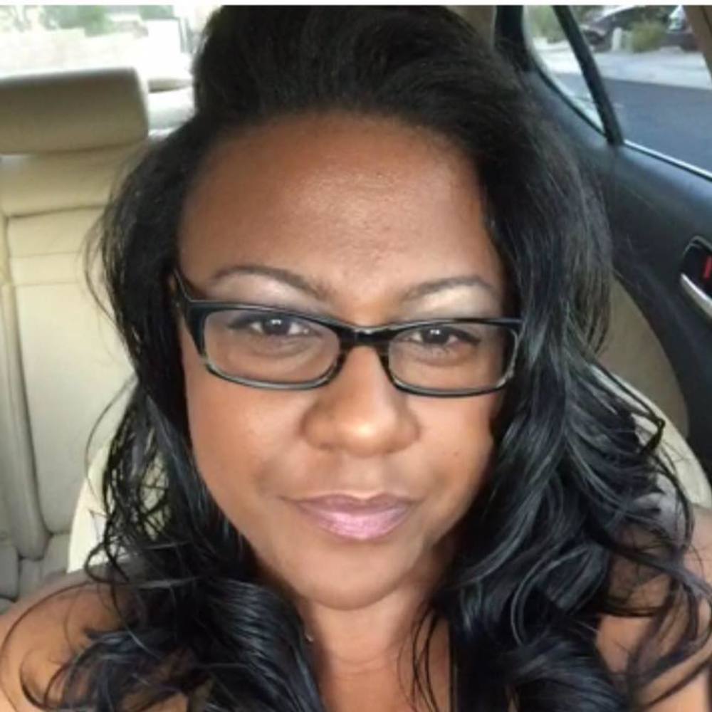 Meet your Posher, Cassaundra